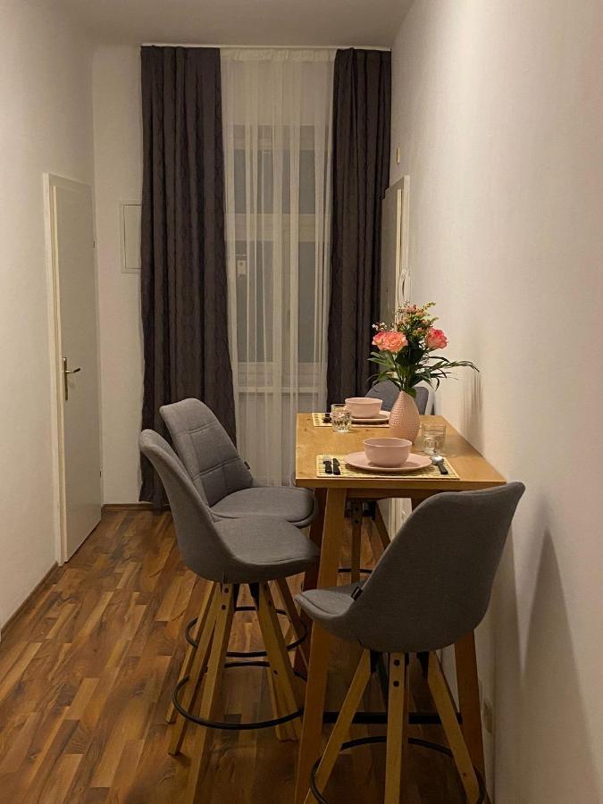 Gesamte Unterkunft In Zentrumsnaehe Vienna Esterno foto